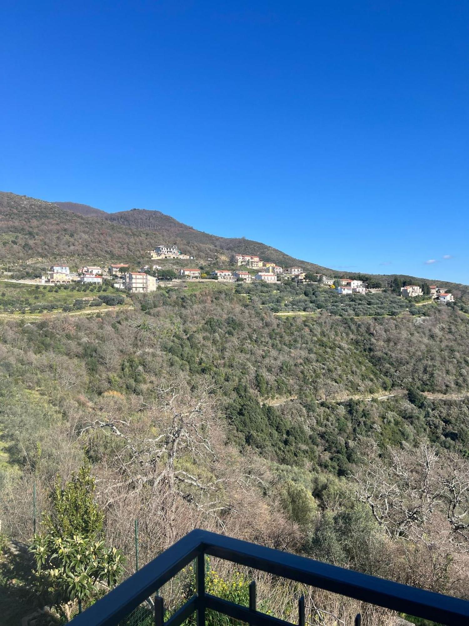 Dente Di Leone Hotel San Mauro Cilento Luaran gambar