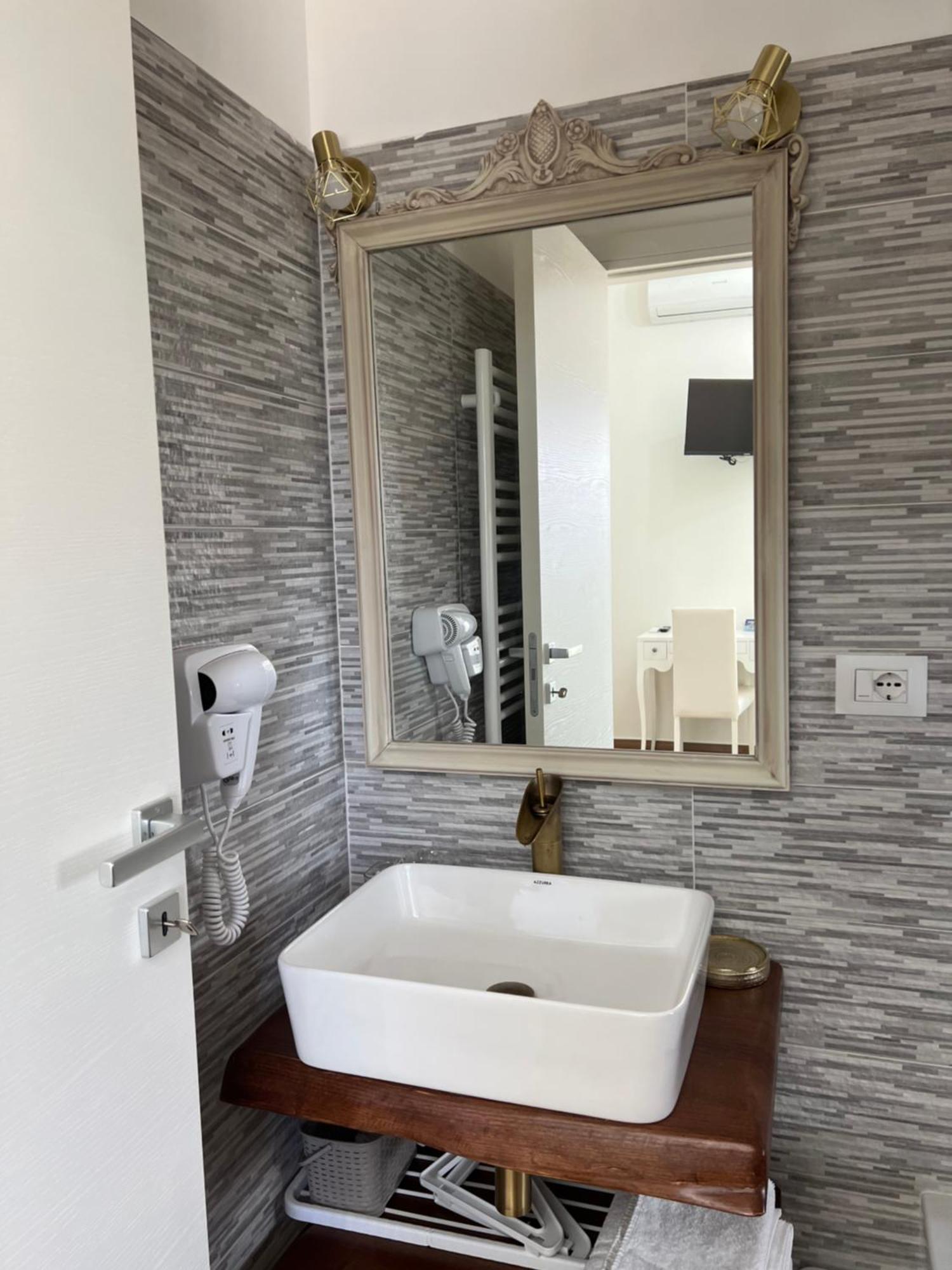 Dente Di Leone Hotel San Mauro Cilento Luaran gambar